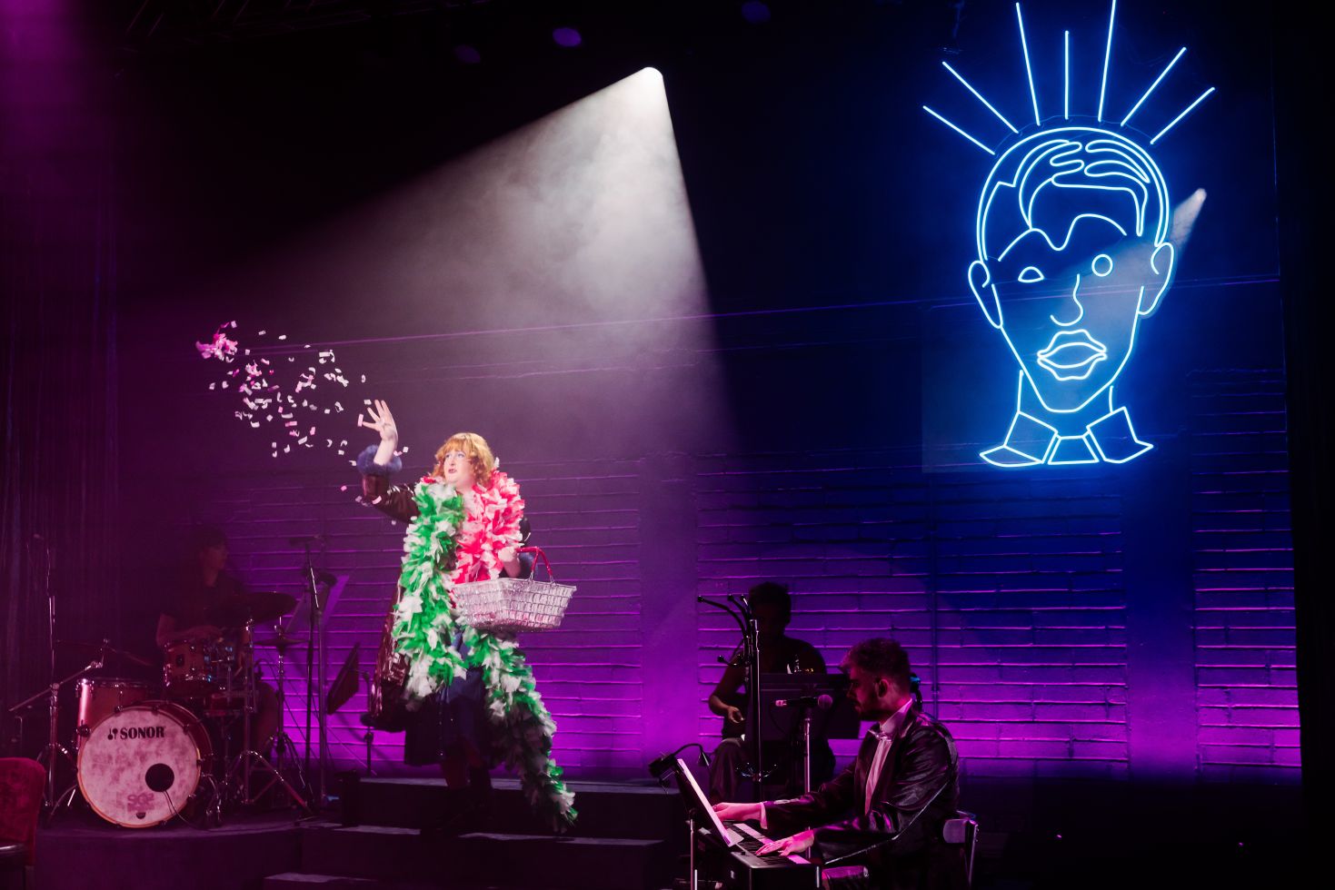 Pea Dinneen - Raising Her Voice - photo credit Olga Kuzmenko